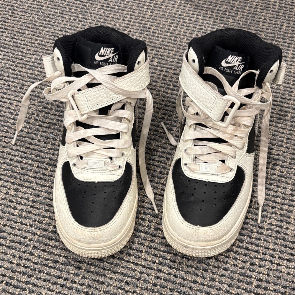 Nike High-Top Sneakers in Black and Cream